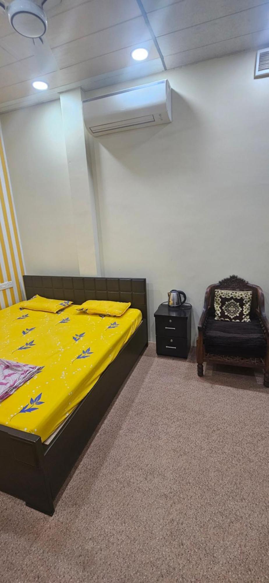Kashi Shree Apartment Varanasi Phòng bức ảnh